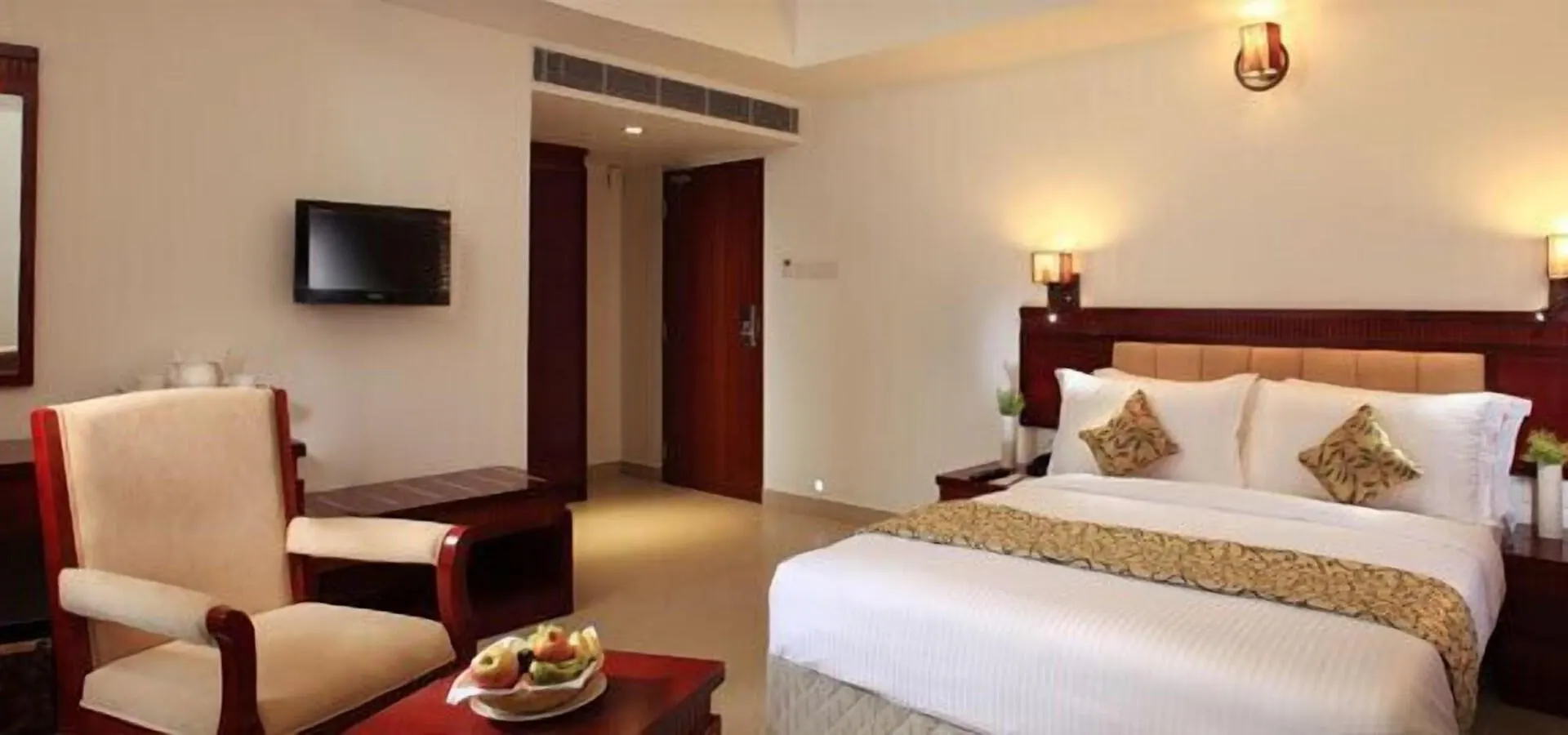 Nm Royale County Hotel Kochi India